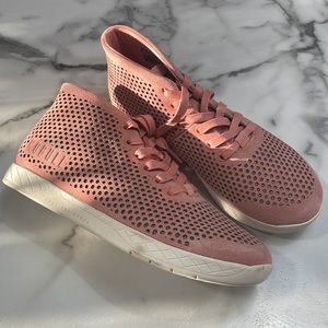 Rose suede miss from Nobull. Sold out sizes. Size 10 womens.